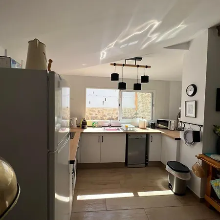 בית נופש Castle View House *
